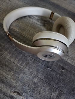 Beats by Dr. Dre Beats Solo3 Wireless On-Ear Headphones - Rose Gold