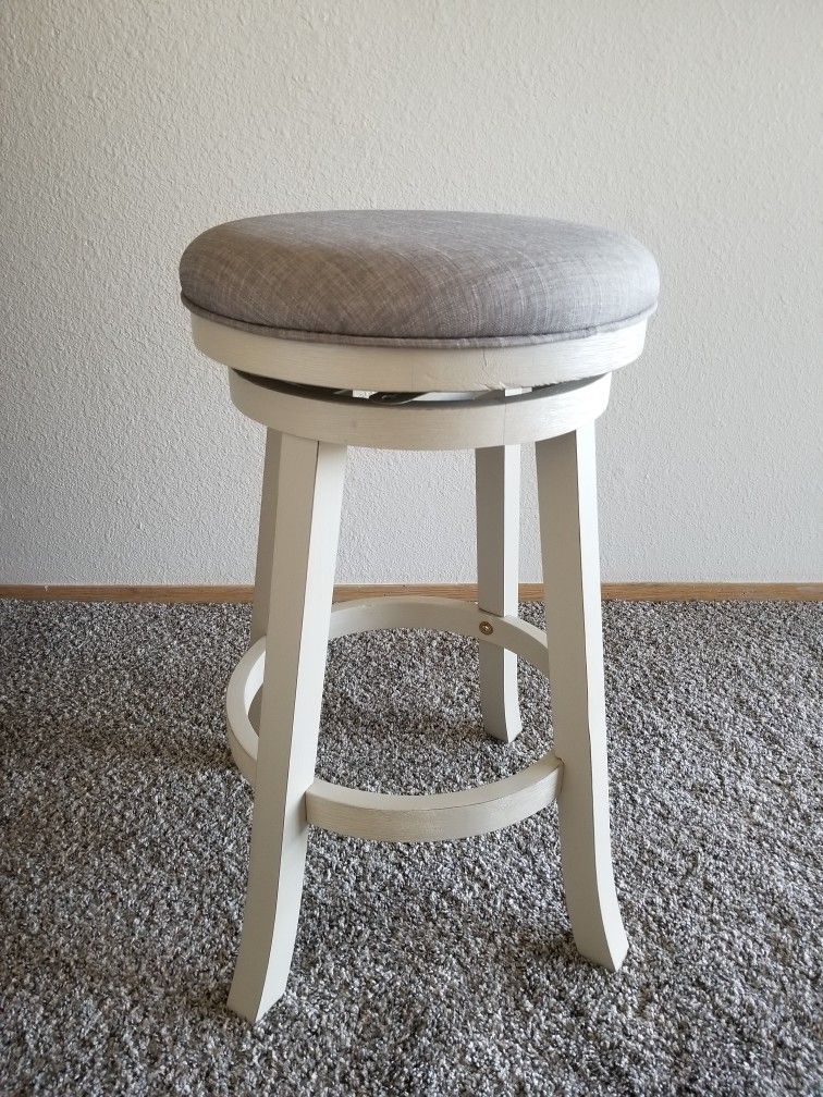 Bar Stool (Brand new)