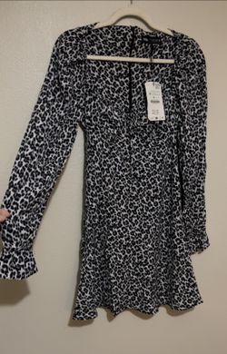 New Zara Dress - Size Medium 