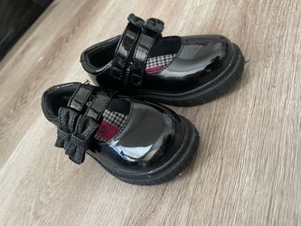 Girls Black Patent Mary Jane Shoes
