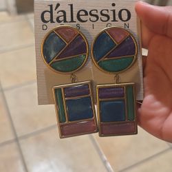 Dálessio Design Chicago Earrings Made In China