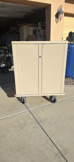 Heavy duty medicine/tool cart for sale.