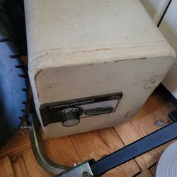 Sentry Valugard 1250 Combination Security Safe