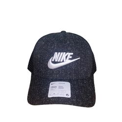 Nike Classic99 Snapback Trucker Hat/Cap Black White DO8147-010
