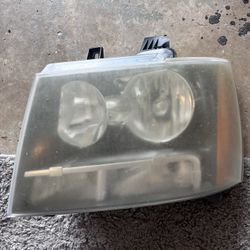 Headlight 2007-2013 Chevy Tahoe 