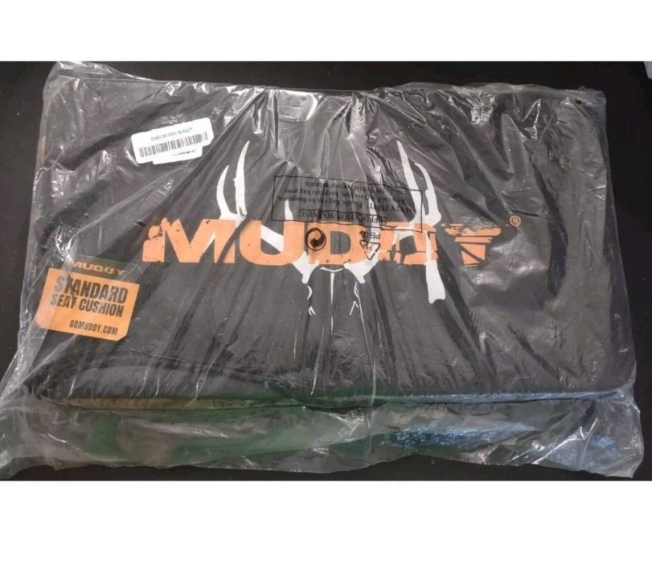 Muddy Mud CR87-V Standard Seat Cushion 18"W x 10"D X 2"H
