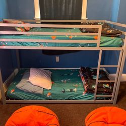 Twin Bunk beds