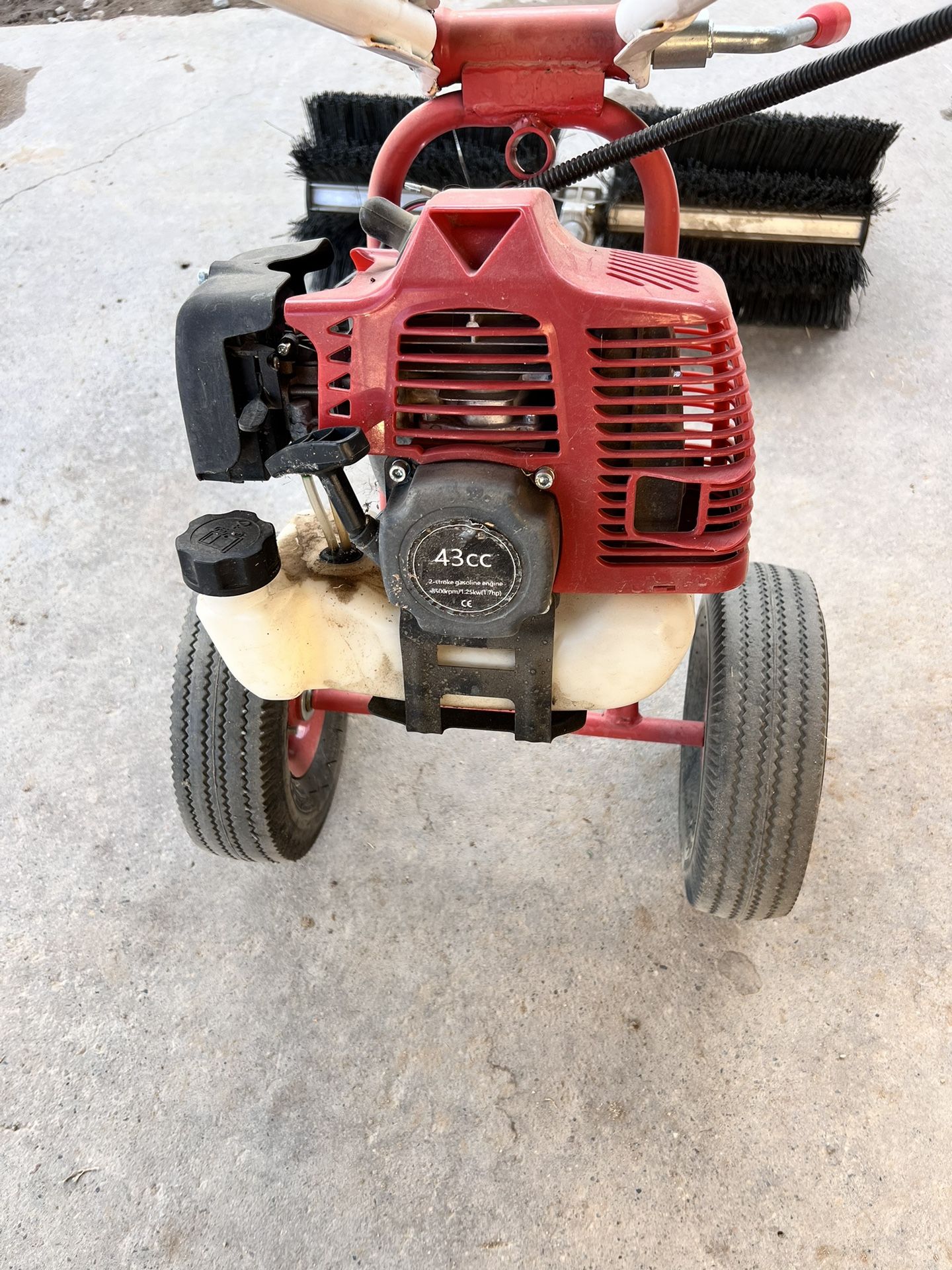 machine for weeding synthetic grass for Sale in Bakersfield, CA OfferUp