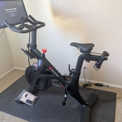 2018 Peleton Bike
