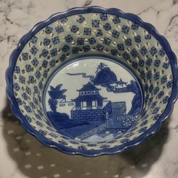 Chinese Vintage Reticulated Procelain Bowl
