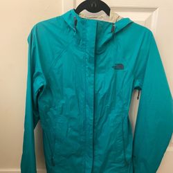 Women’s North Face Raincoat