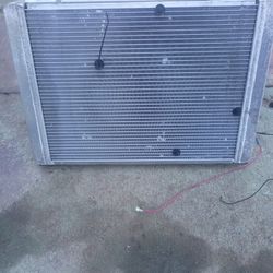 Radiator/ Holley Carburetor 