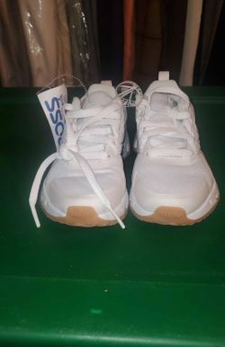 Children's Sneakers / Size 9 / $20