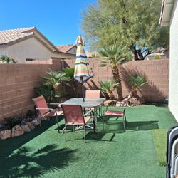 Patio furniture set off