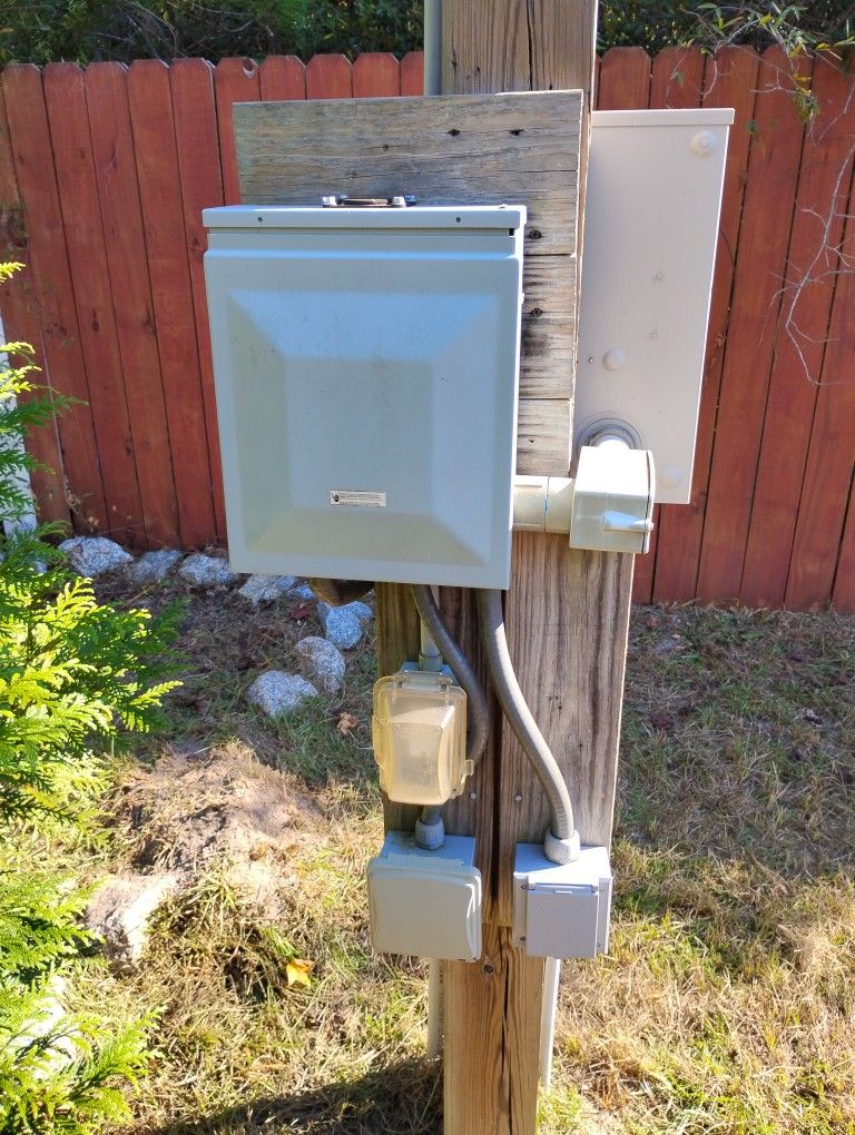 Temp Power Pole