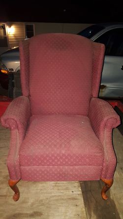 2 Vintage recliner chairs
