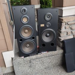 Pioneer..Technics. Speakers 