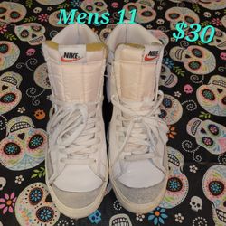 Men's Nikes 11