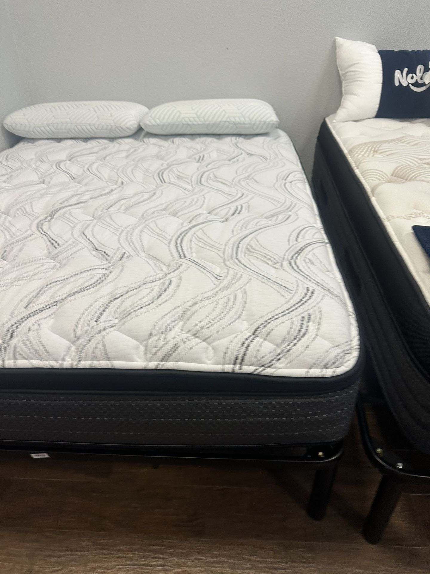 Queen Mattress ( New)