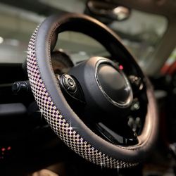 Steering wheel cover