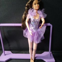 Vintage 90s Gymnast Barbie