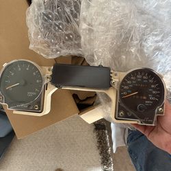 1(contact info removed) jeep wrangler YJ gauges