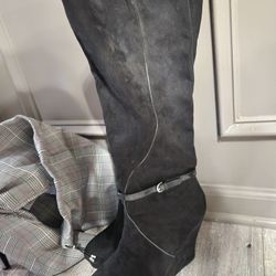 BOOTS!!!! BOOTS!!!! BOOTS!!! Size 9-10