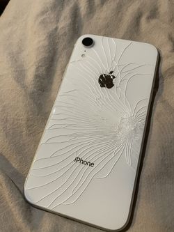 Broken iphone xr white Clearance