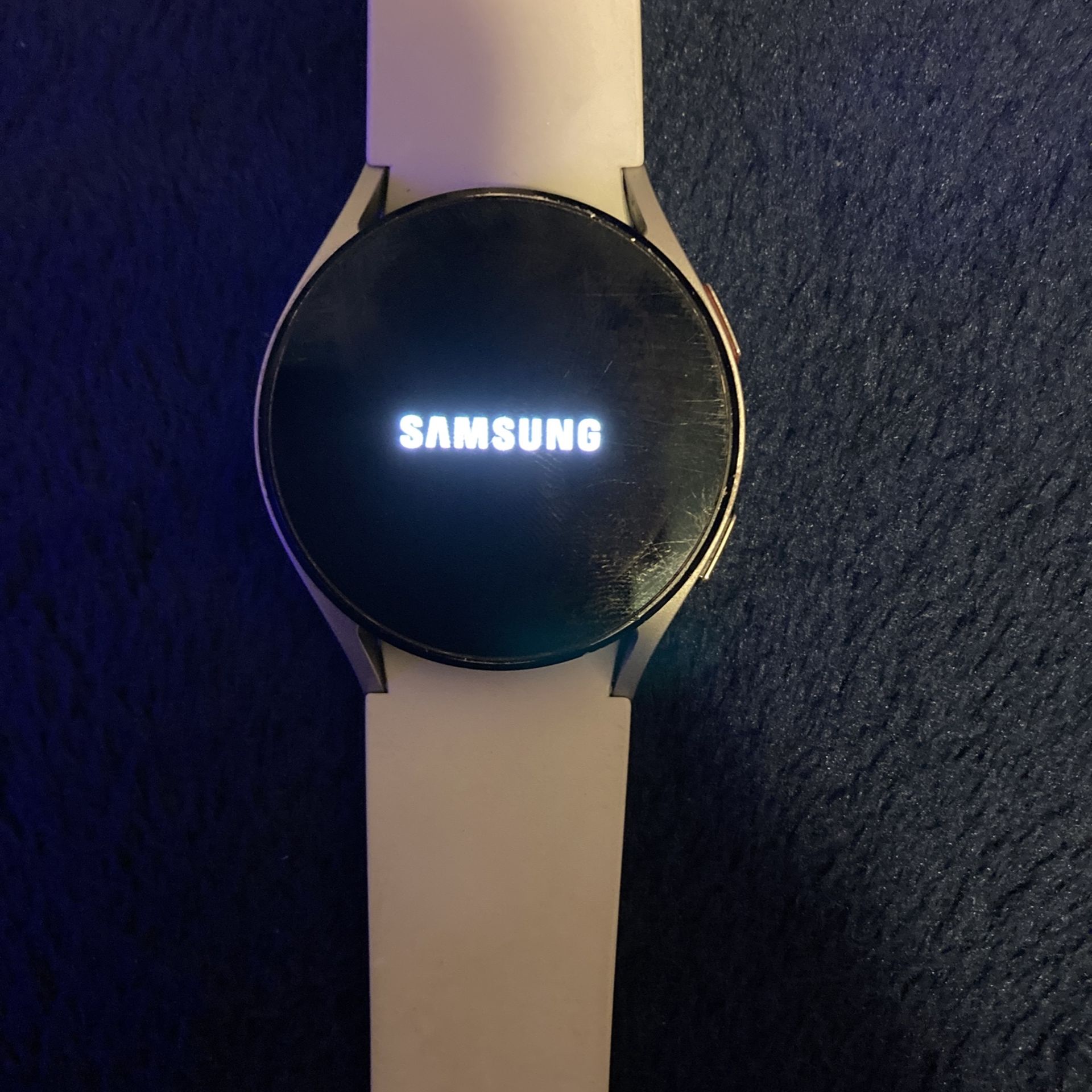 Samsung Galaxy Watch 4