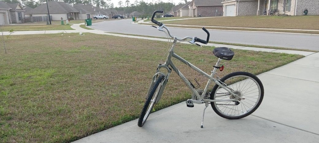 Men's Mountain Bike