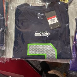 Adult AUTHENTIC JERSEY (large) 
