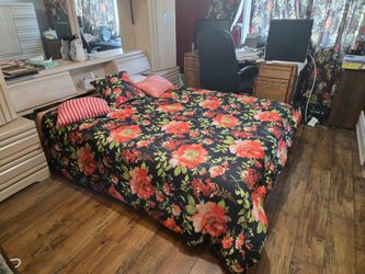 QUEEN Sleep Number Matress with base