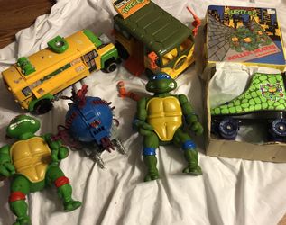 Vintage TMNT Teenage Mutant Ninja Turtles 14” giant figure , technodrone, Party Wagon , Party Bus , roller skates