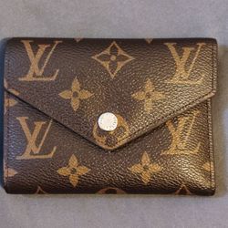 Louis Vuitton Victorian Wallet 