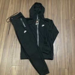 Nike Sweatsuit 