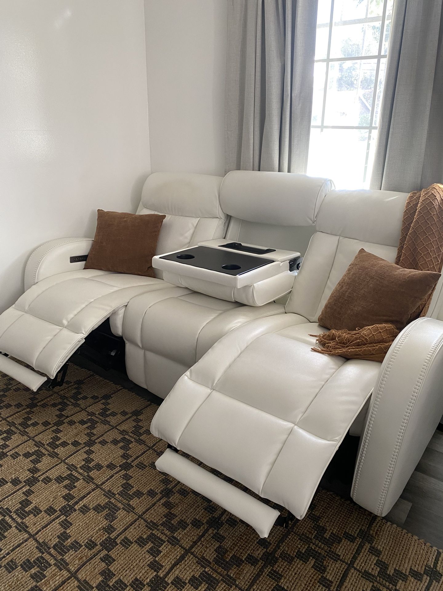 White Leather Sofa Recliner
