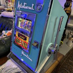 Antique Mid-century Aristocrat Working Slot Machine