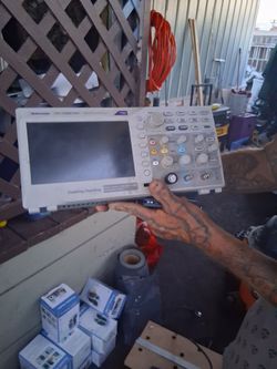Tectonics TBS Digital Oscilloscope
