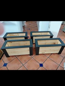 Custom Built Cedar Planter Boxes
