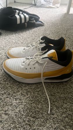 jordan max aura 5 size 9.5