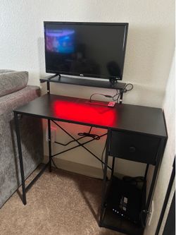 Small gaming desk- TULARE