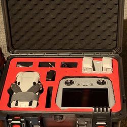 DJI Mini 4 Pro Drone Bundle