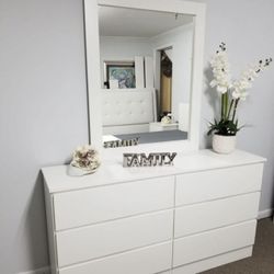 Dresser Whit Mirror - Cómoda Con Espejo 