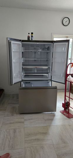 Hisence Refrigerator, silver grey