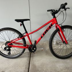 Trek Mountain Bike 24”