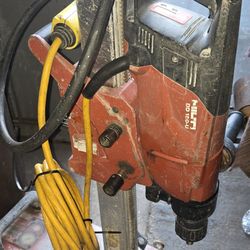 Hilti DD 150-U Coring Drill