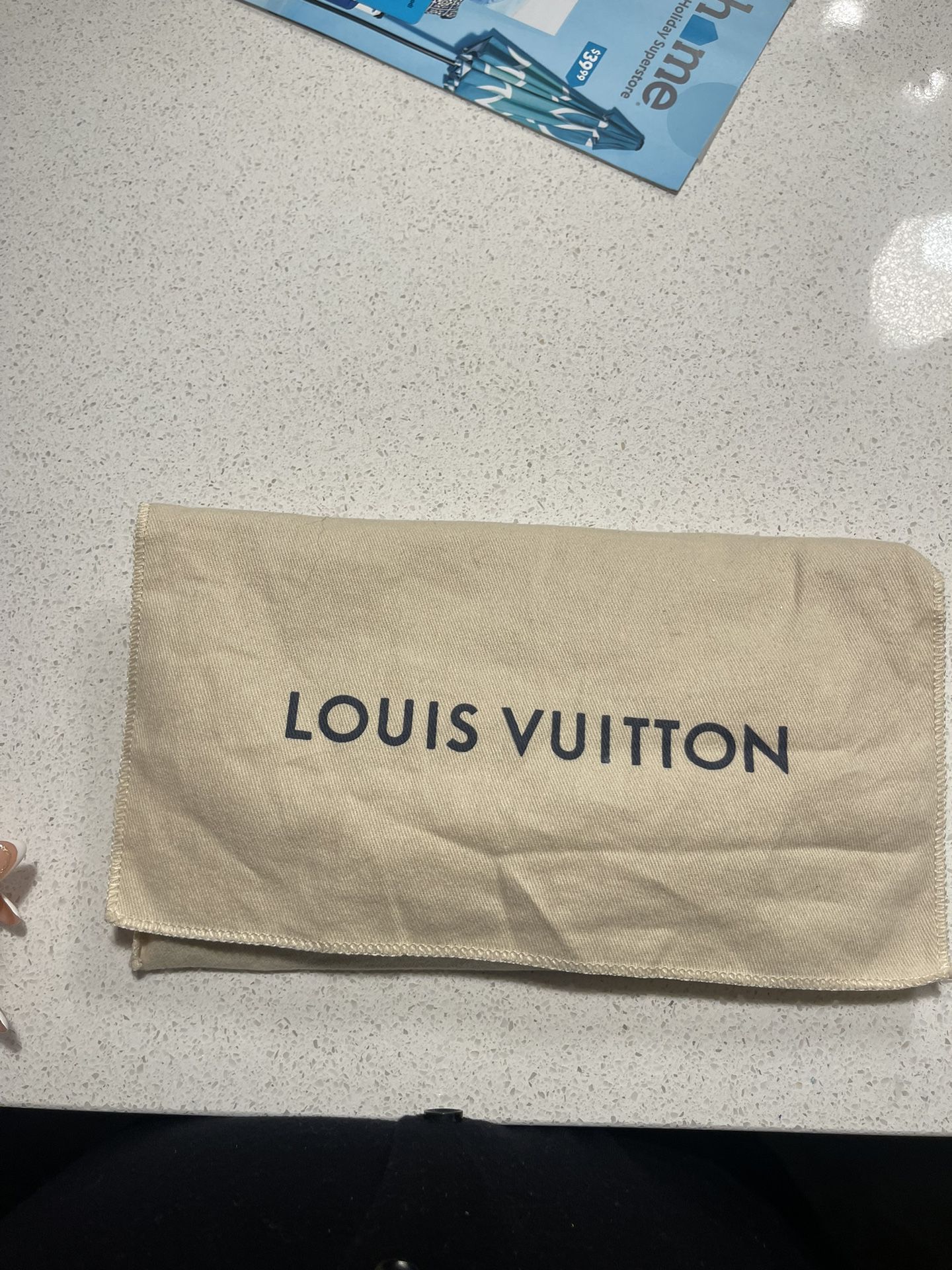 Louis Vuitton Victorine Wallet Monogram w/ Rose Ballerine interior for Sale  in Irvine, CA - OfferUp