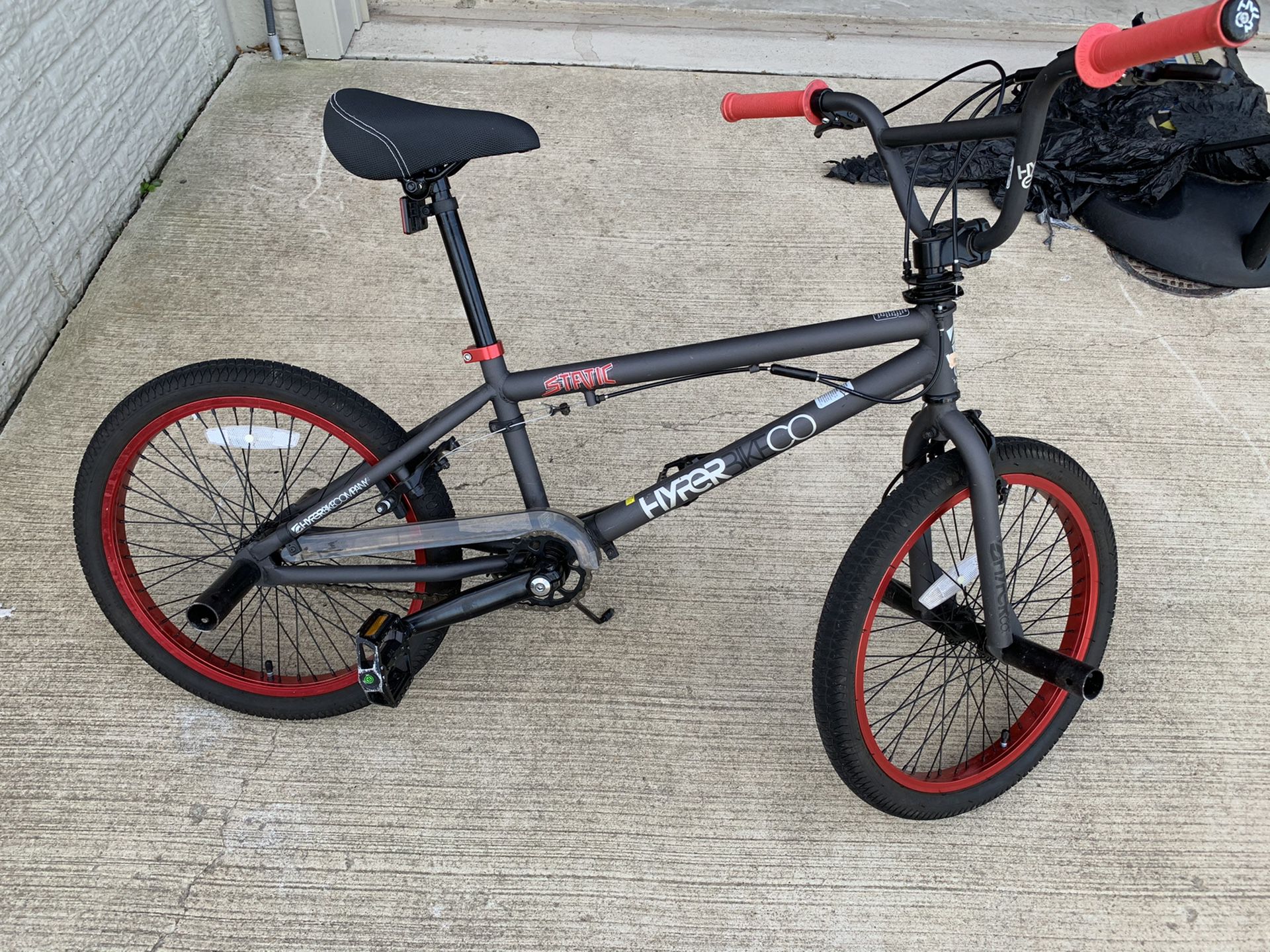 18” Hyper bike for kids