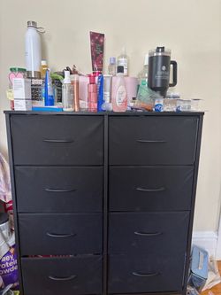 Dresser table