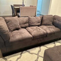 For Sale: Elegant Gray Cityscape 3-Piece Large Sectional Sofa